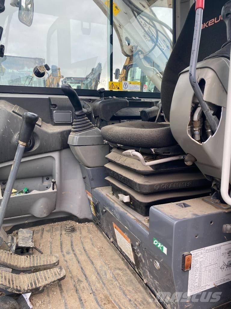 Takeuchi TB 240 Miniekskavaatorid < 7 t