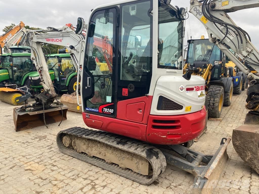 Takeuchi TB 240 Miniekskavaatorid < 7 t