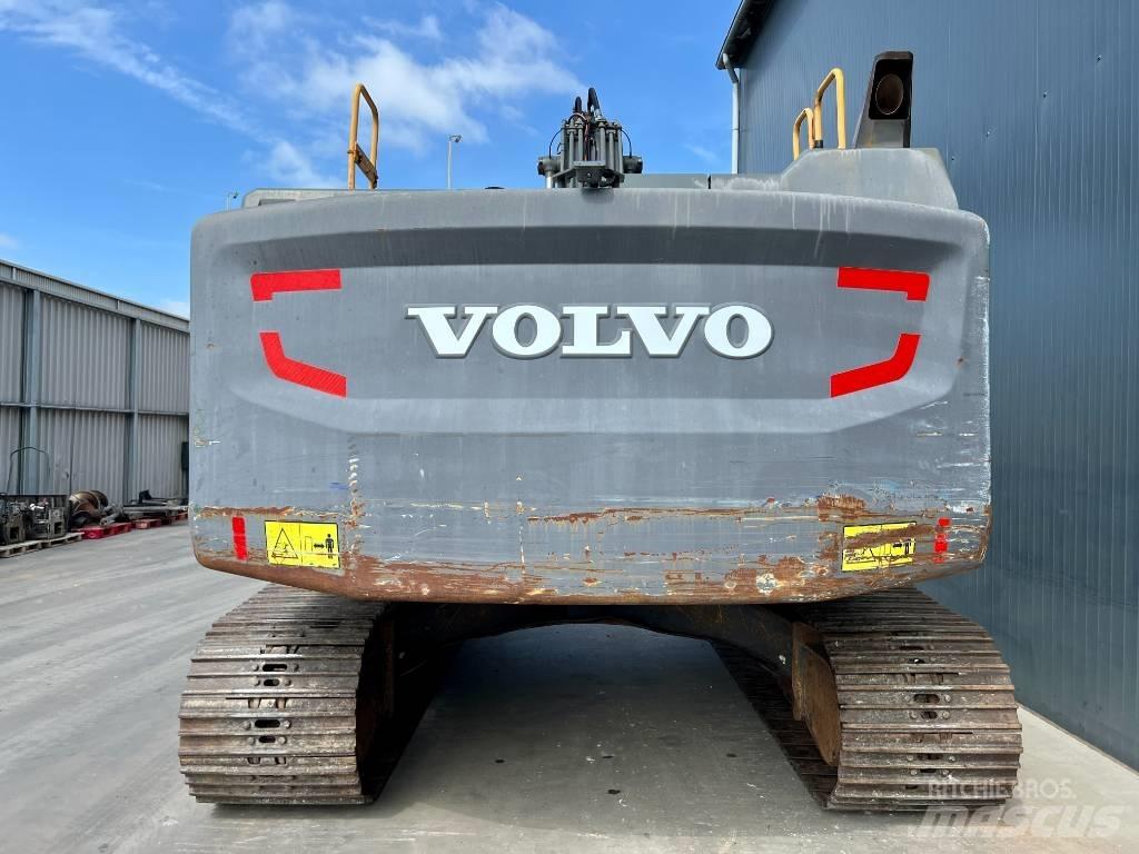 Volvo EC 250 EL Roomikekskavaatorid