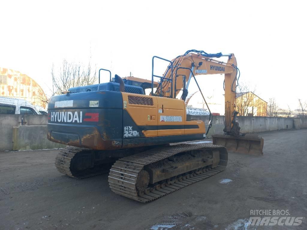 Hyundai HX 220 L Roomikekskavaatorid