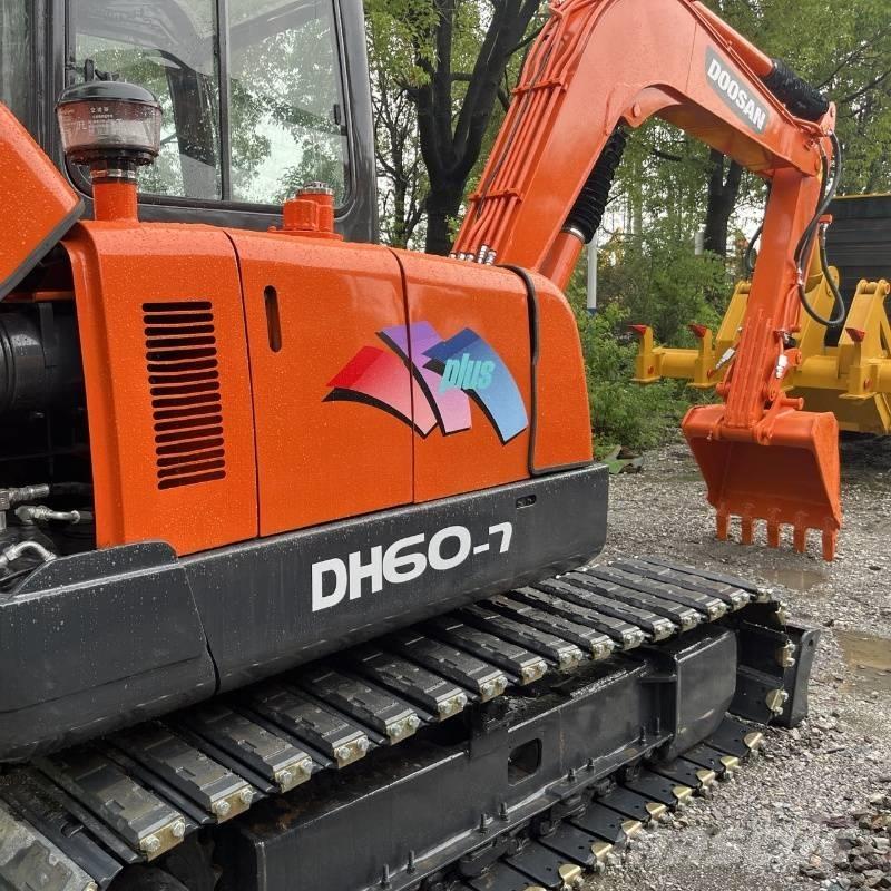 Doosan DH 60 Miniekskavaatorid < 7 t