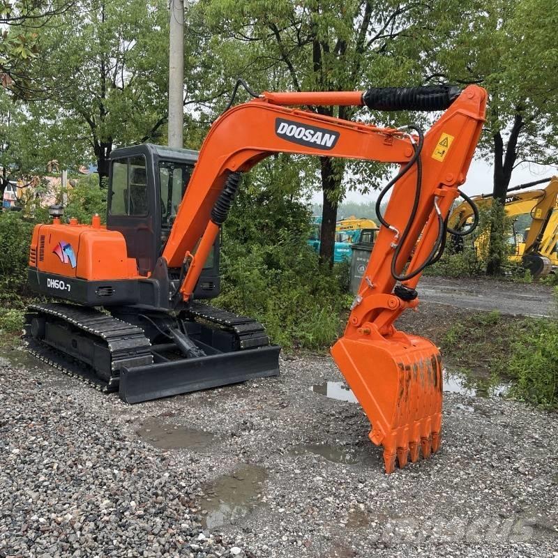 Doosan DH 60 Miniekskavaatorid < 7 t