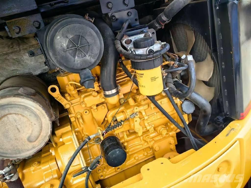CAT 304 CR Miniekskavaatorid < 7 t