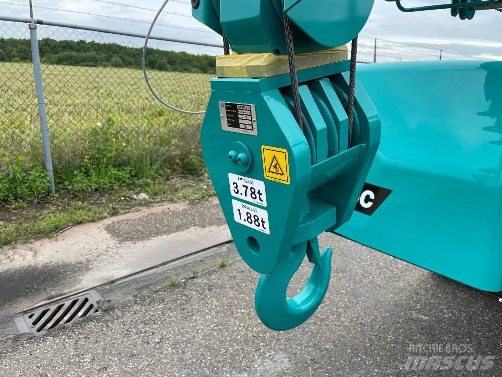 Maeda MC 405 CRME - 3 Minikraanad