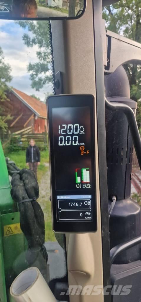 John Deere 6120 M Traktorid