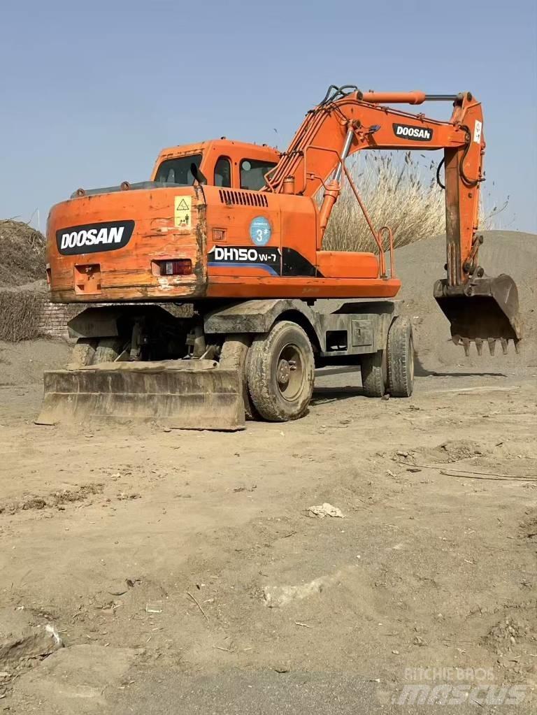 Doosan DH150 W-7 Ratasekskavaatorid