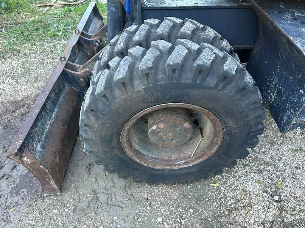 Komatsu PW 160-7E0 Ratasekskavaatorid