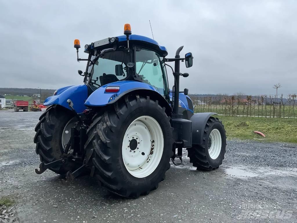 New Holland T 7.210 Traktorid