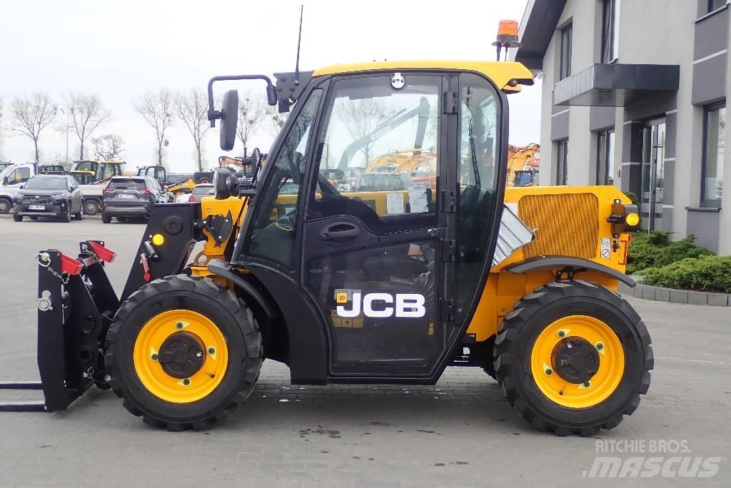 JCB 514-40 Põllumajanduslikud teleskoopkäitlejad