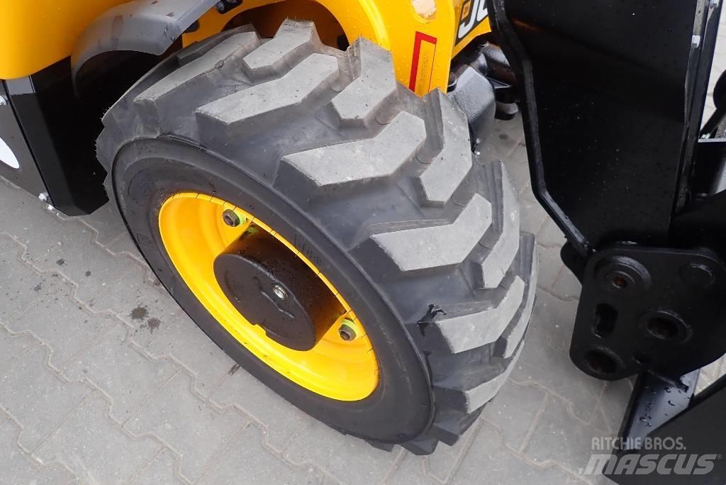 JCB 514-40 Põllumajanduslikud teleskoopkäitlejad