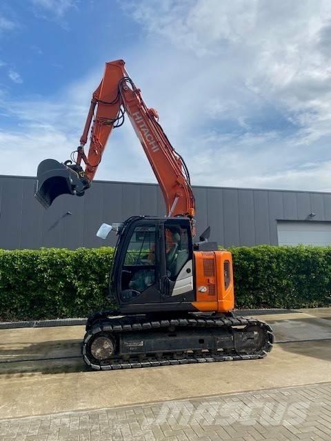 Hitachi ZX 135 US-6 Roomikekskavaatorid