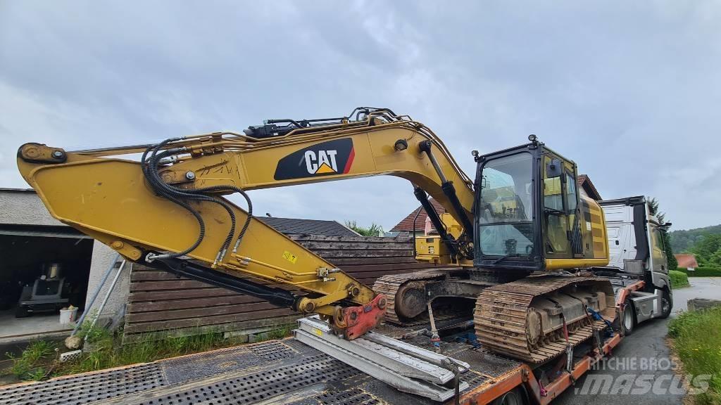 CAT 318 FL Roomikekskavaatorid