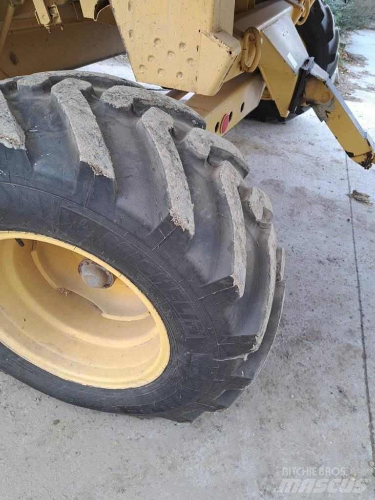 New Holland TX 66 Teraviljakombainid