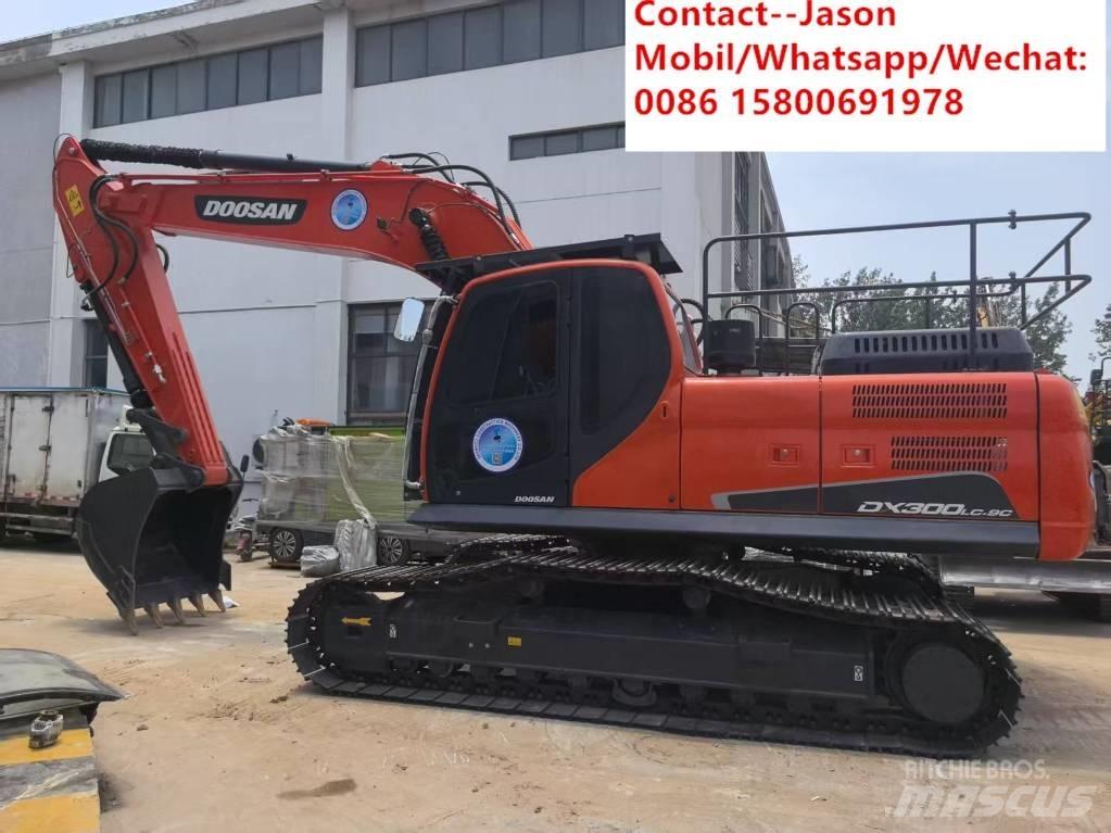 Doosan DX 300 LCA Roomikekskavaatorid