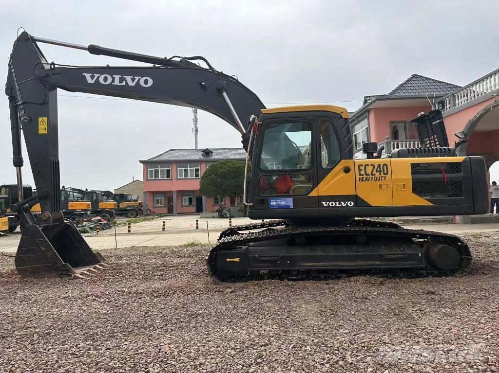 Volvo EC 240 Roomikekskavaatorid