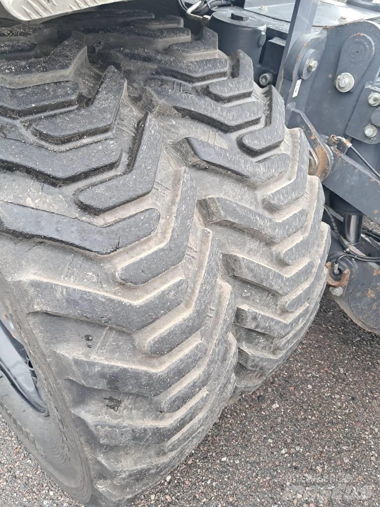 Doosan DX 165 W-5 Ratasekskavaatorid