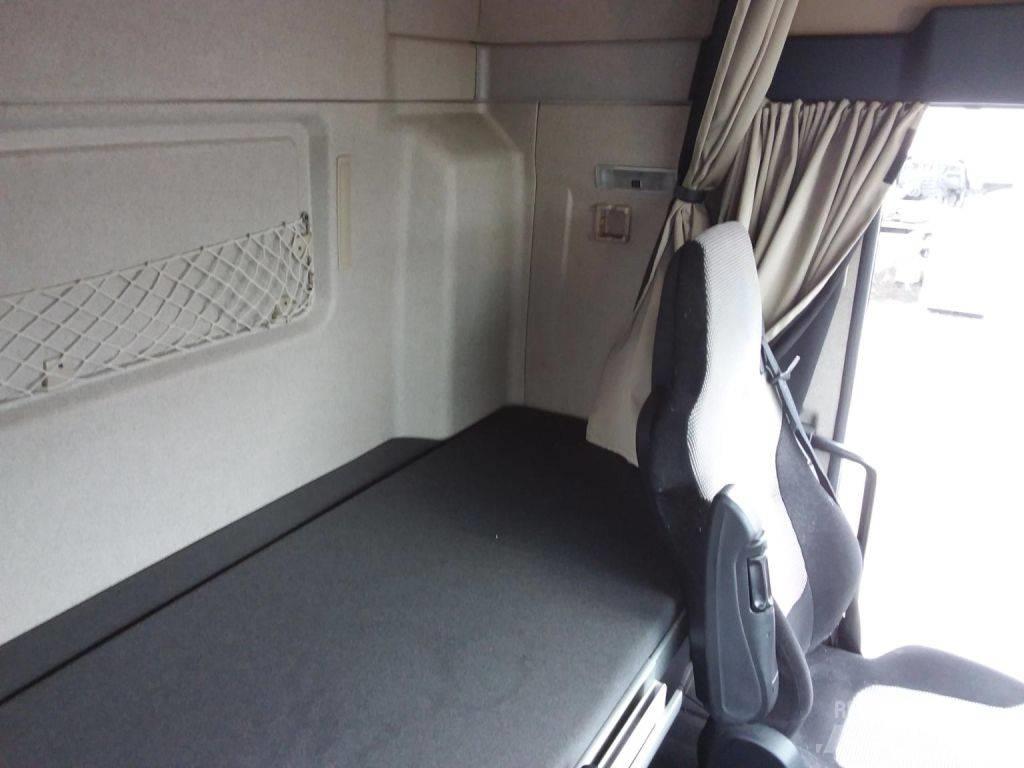 MAN TGX 18.460 XLX Sadulveokid