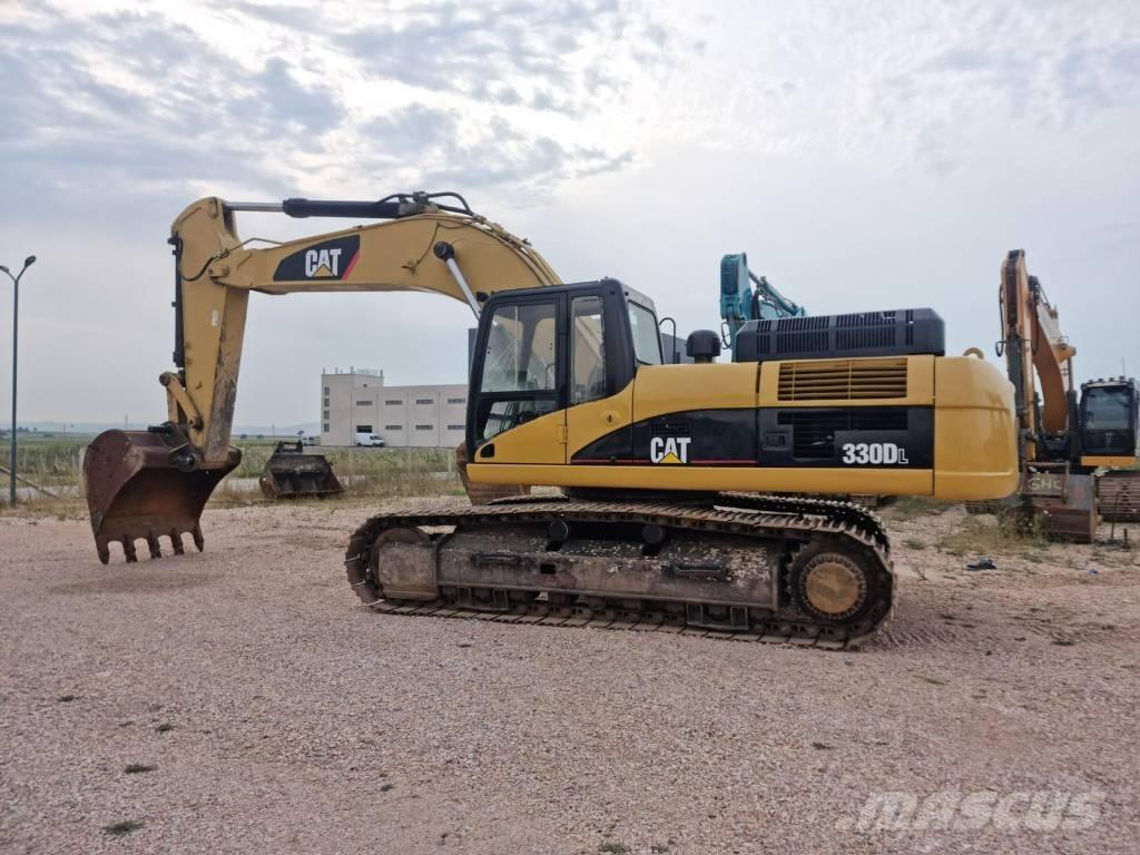 CAT 330 D L Roomikekskavaatorid