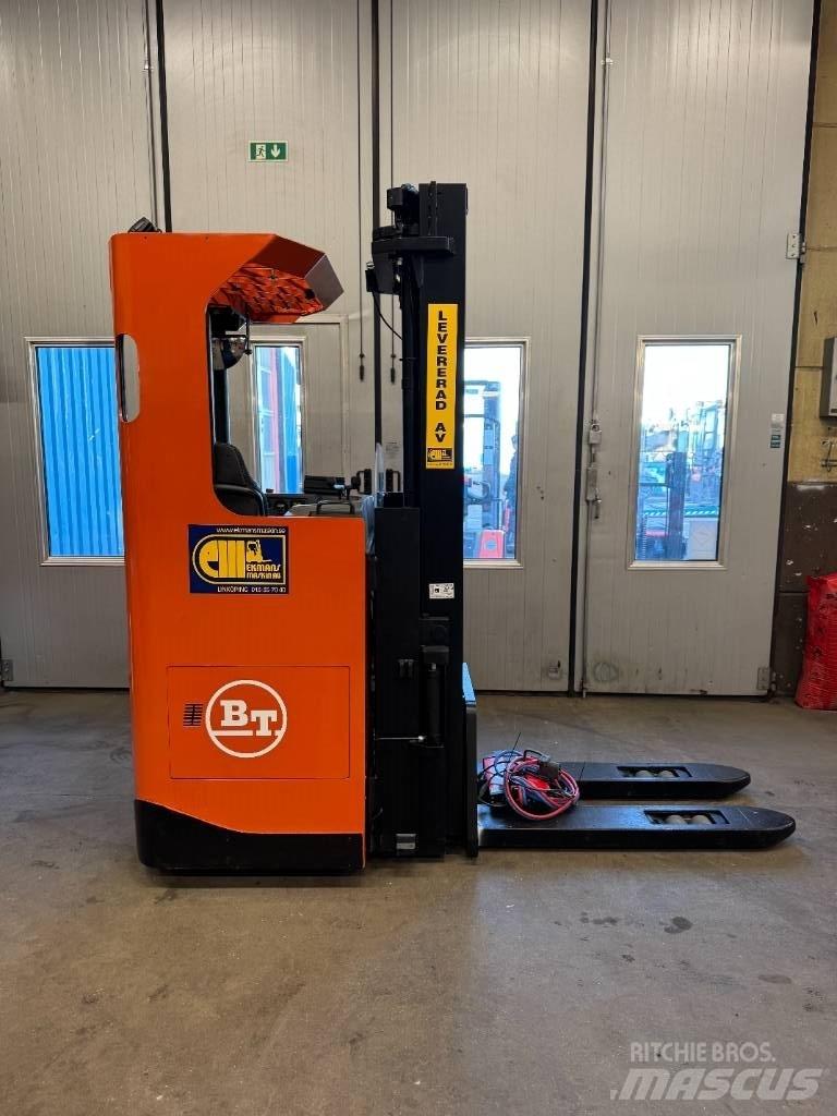 BT SRE 160 L Platvormiga virnastajad