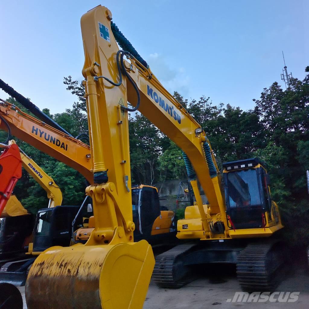 Komatsu PC 220 Roomikekskavaatorid