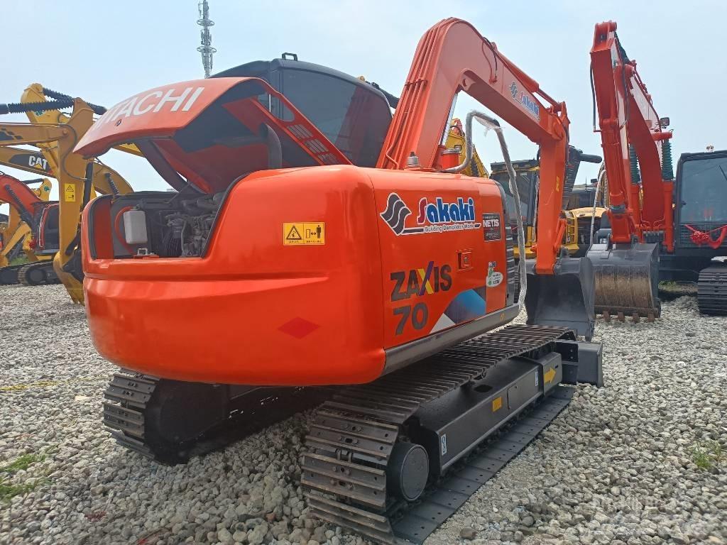 Hitachi ZX 70 Roomikekskavaatorid