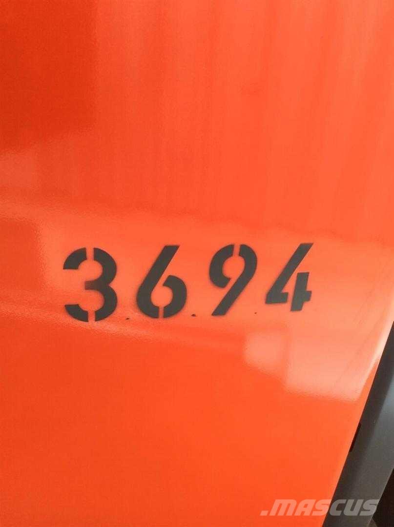 Linde L16I Platvormiga virnastajad