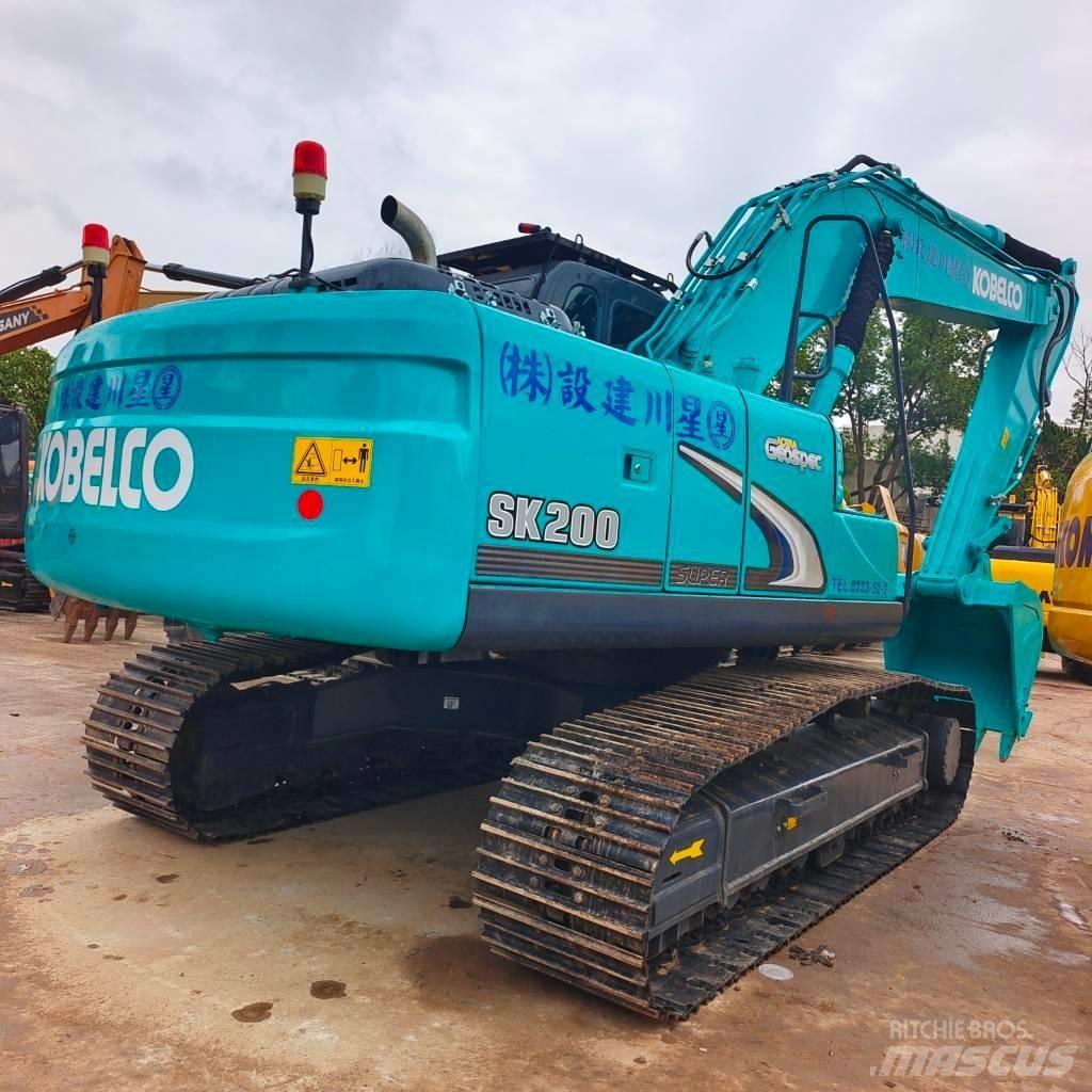 Kobelco SK 200 Roomikekskavaatorid