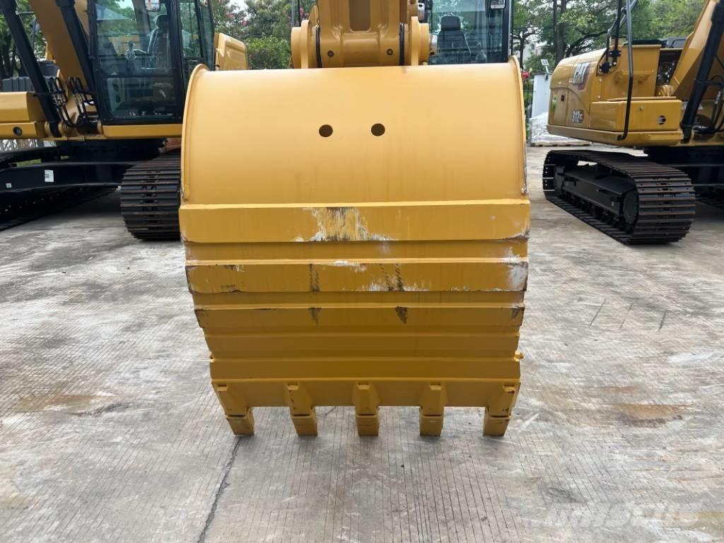 CAT 320 GX Roomikekskavaatorid