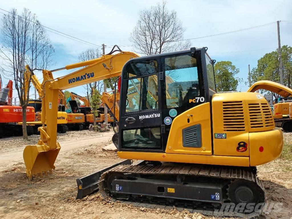 Komatsu PC 70 Väikeekskavaatorid 7t-12t