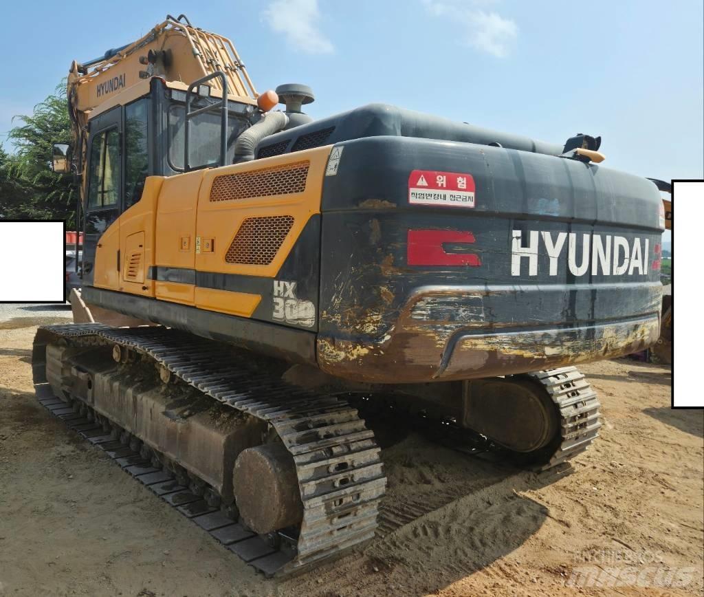 Hyundai HX 300 Roomikekskavaatorid