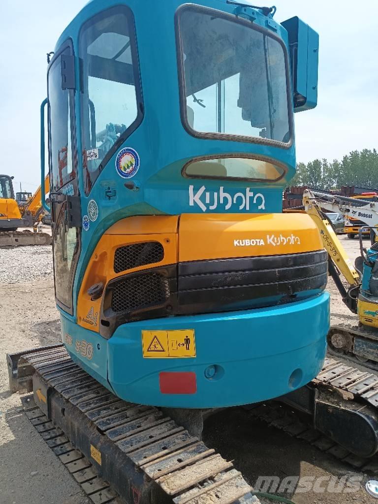 Kubota 30 Miniekskavaatorid < 7 t