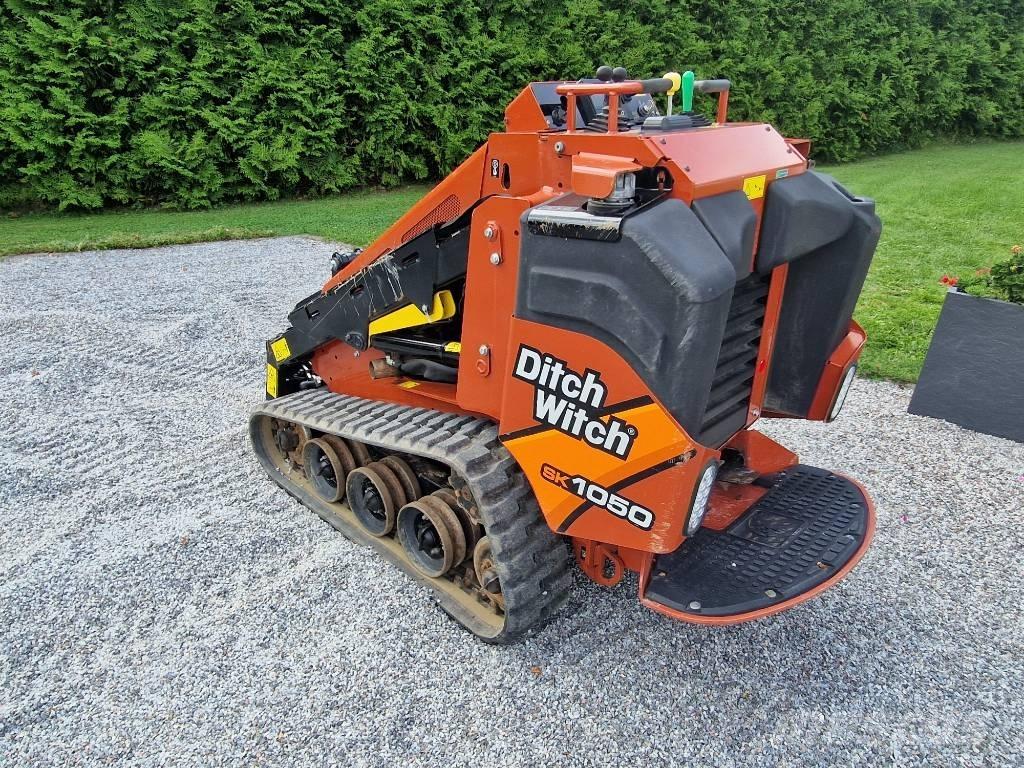 Ditch Witch SK 1050 Põllumajanduslikud teleskoopkäitlejad