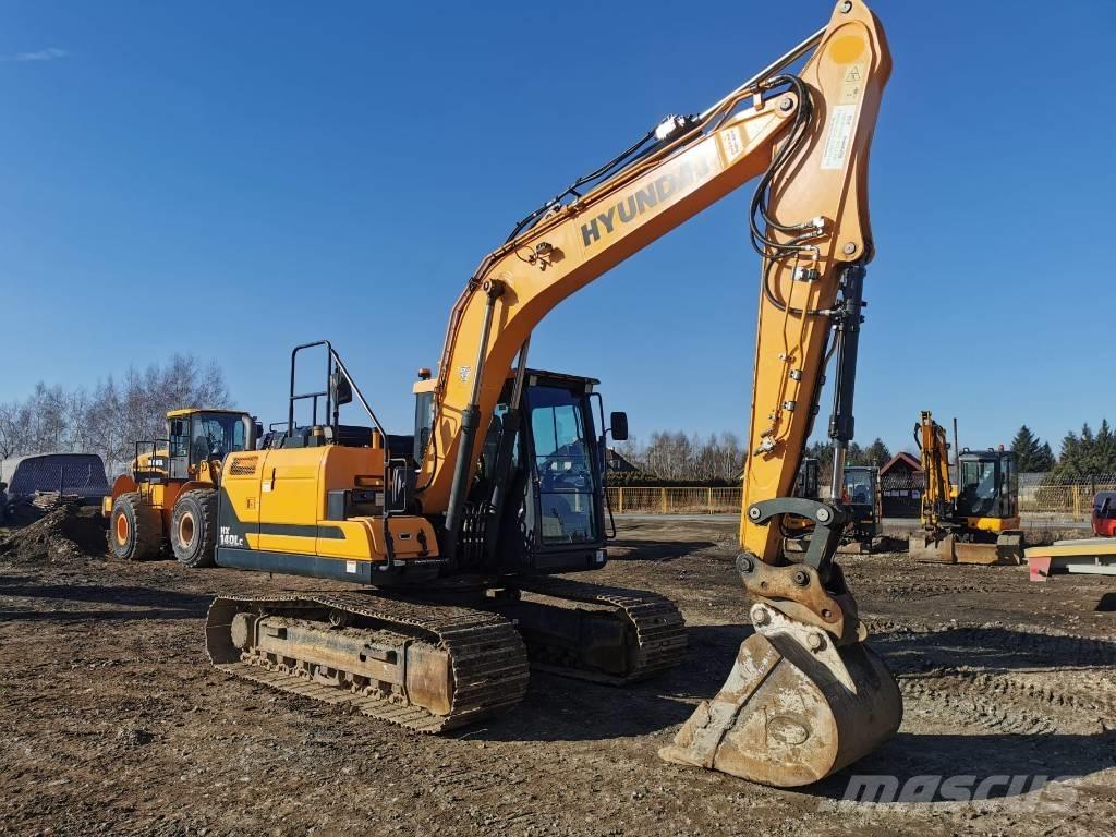 Hyundai HX140 LC Roomikekskavaatorid