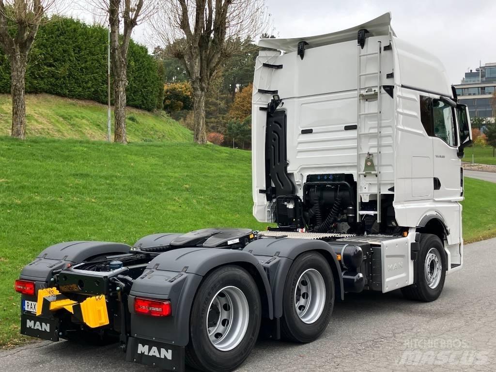 MAN TGX 28.520 Sadulveokid