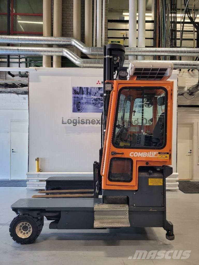 Combilift C 4000 Neljasuuna lükandmastiga tõstukid