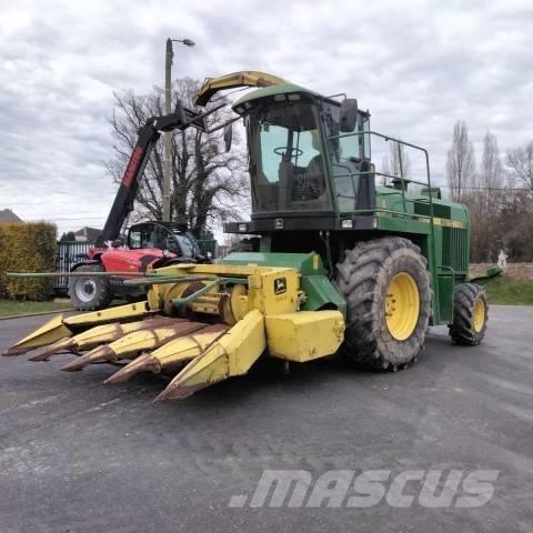John Deere 6610 Silokombainid