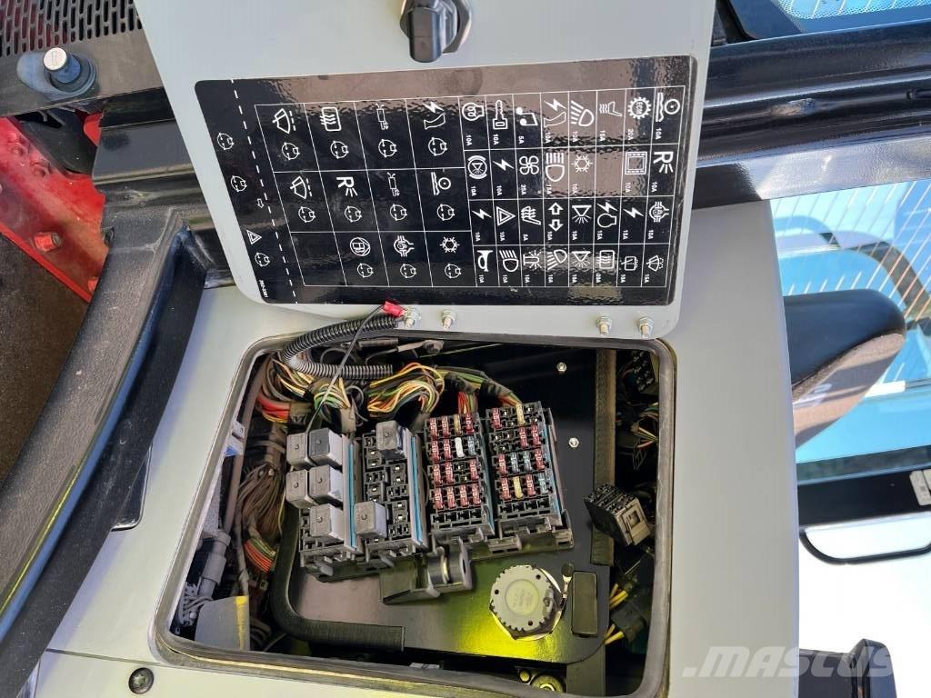 CAT 907H2 Rataslaadurid