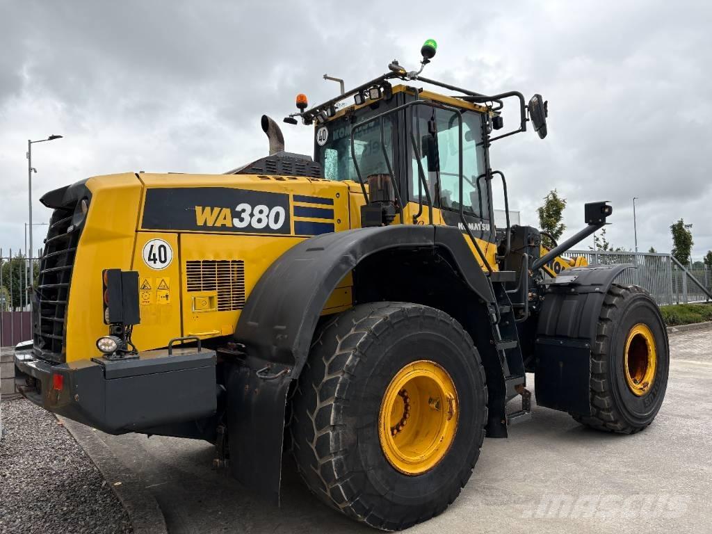 Komatsu WA380-8 Rataslaadurid