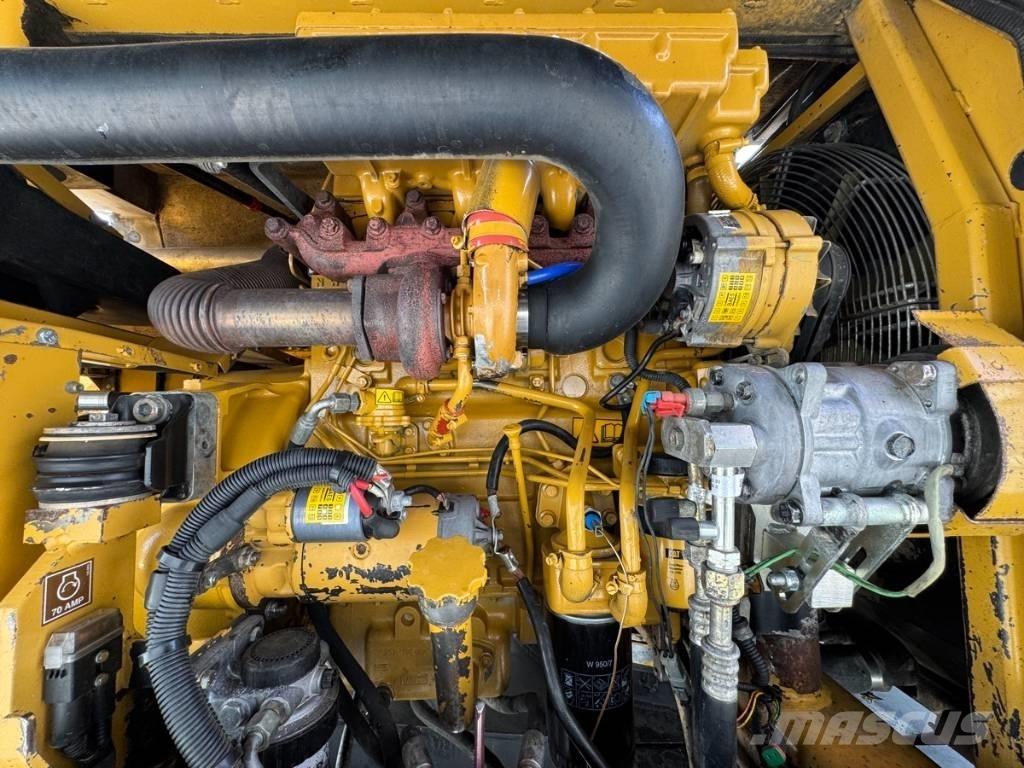 CAT M 315 Ratasekskavaatorid