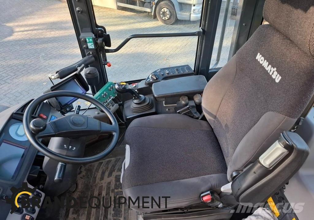 Komatsu WA270-7 Rataslaadurid