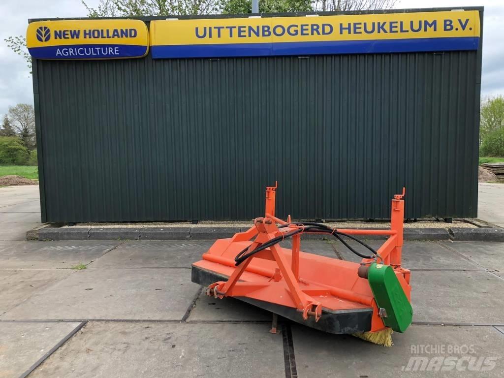 Holaras H-220-V Tänavapuhastusmasinad