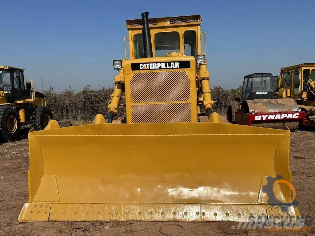 CAT D8K Buldooserid