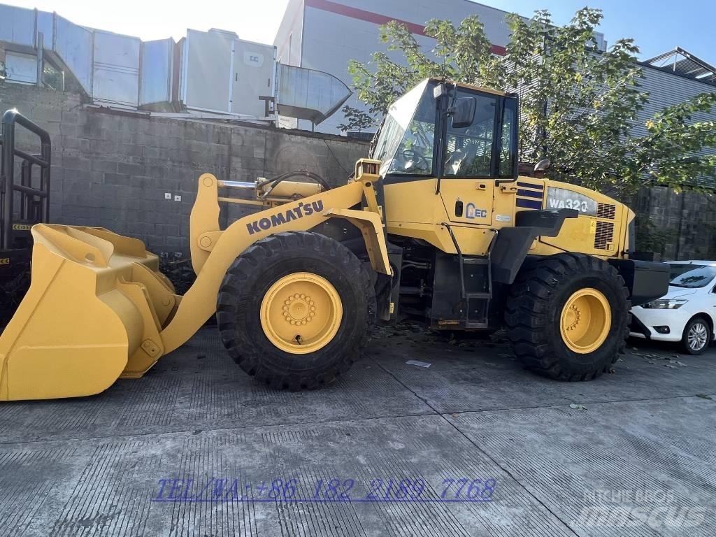 Komatsu WA320 Rataslaadurid