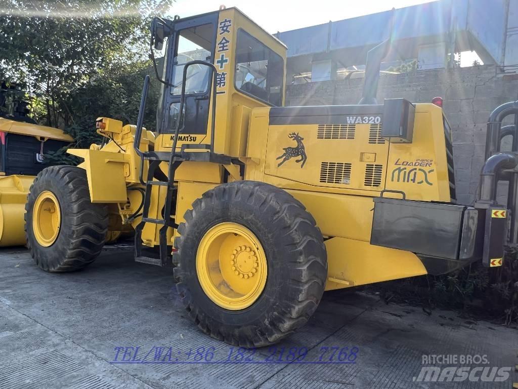 Komatsu WA320 Rataslaadurid