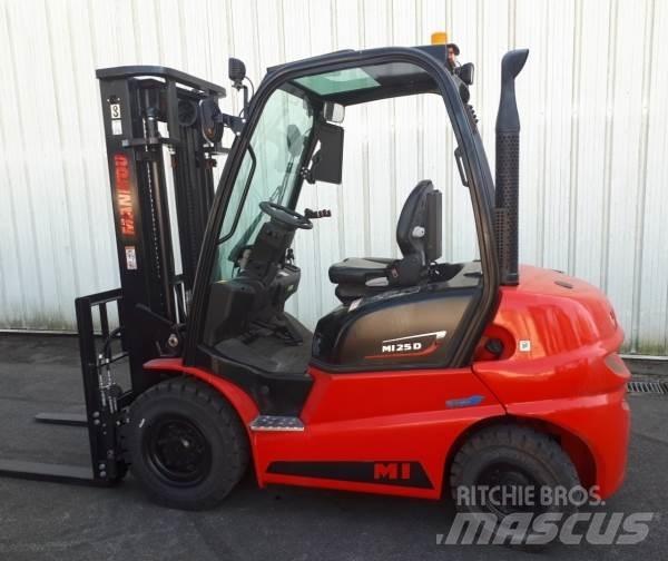 Manitou MI25D Maastikutõstukid
