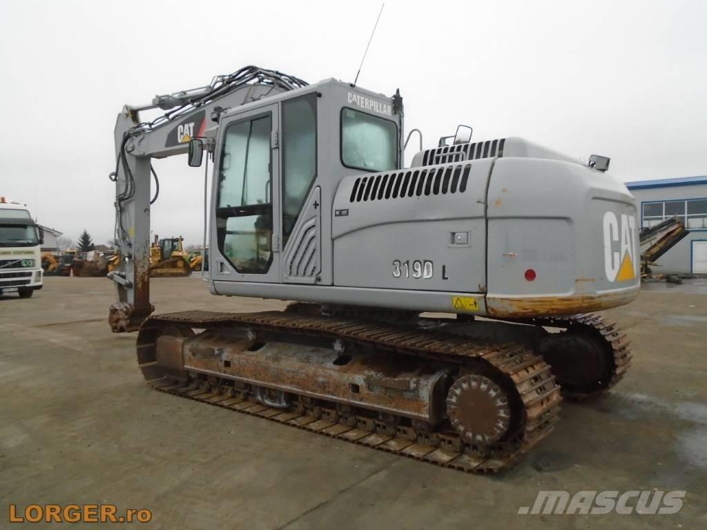 CAT 319 D Roomikekskavaatorid