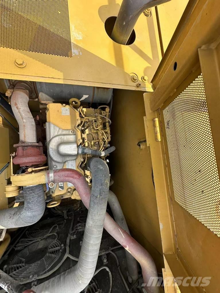 CAT 320GC Roomikekskavaatorid