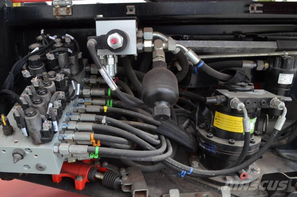 Manitou ManGo 12 Iseliikuvad poomtõstukid