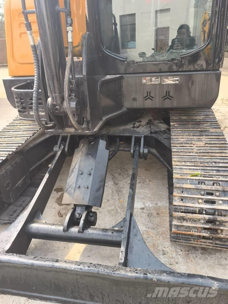 Sany SY 55 Väikeekskavaatorid 7t-12t