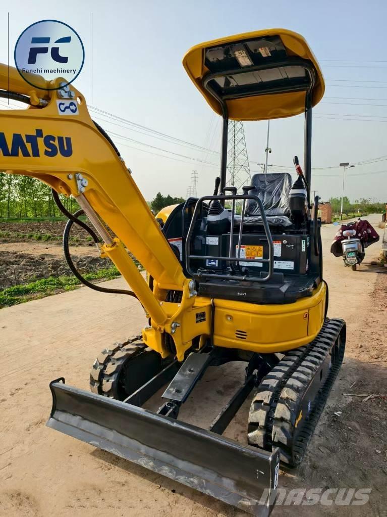 Komatsu PC 20 Roomikekskavaatorid
